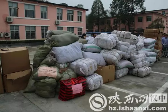 1541816958109765.jpg 640.webp (4).jpg